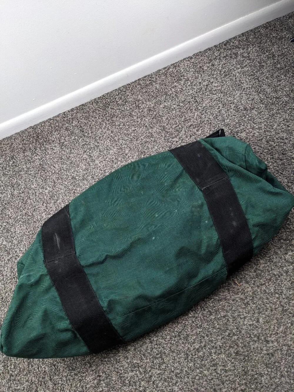 Vintage 90s Eddie Bauer Duffle Bag Canvas Double Strap Green Gym Travel 29L